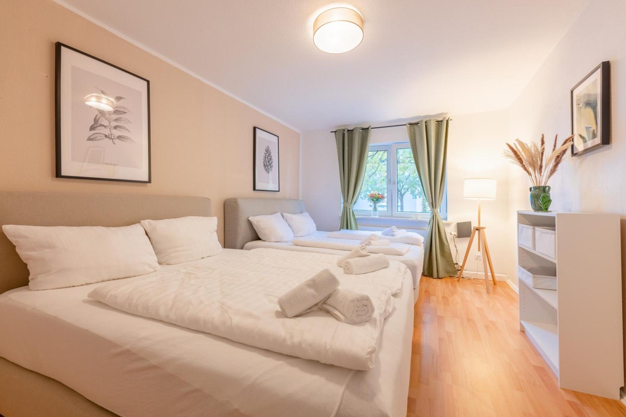 Stay Awesome - Weinberg Residence Comfort In Zentraler Lage カッセル エクステリア 写真